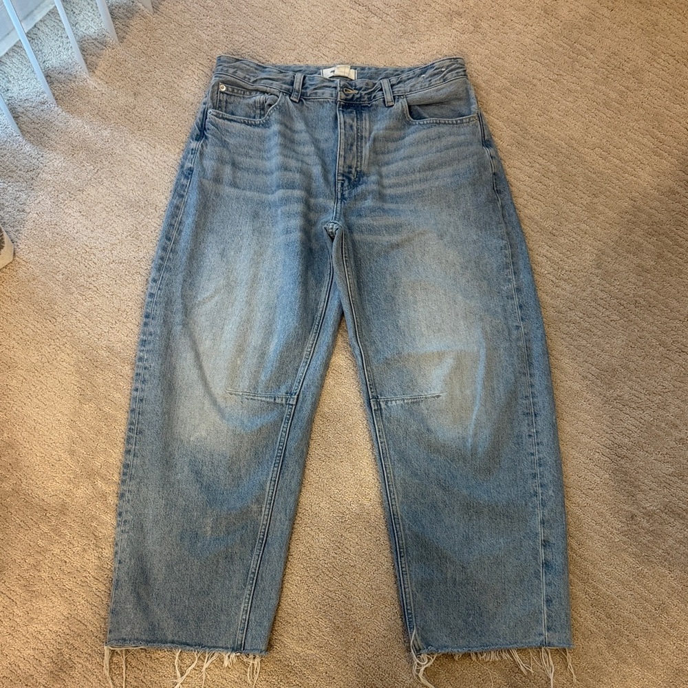 Madewell The Darted Barrel-Leg Denim with Label - Light Blue